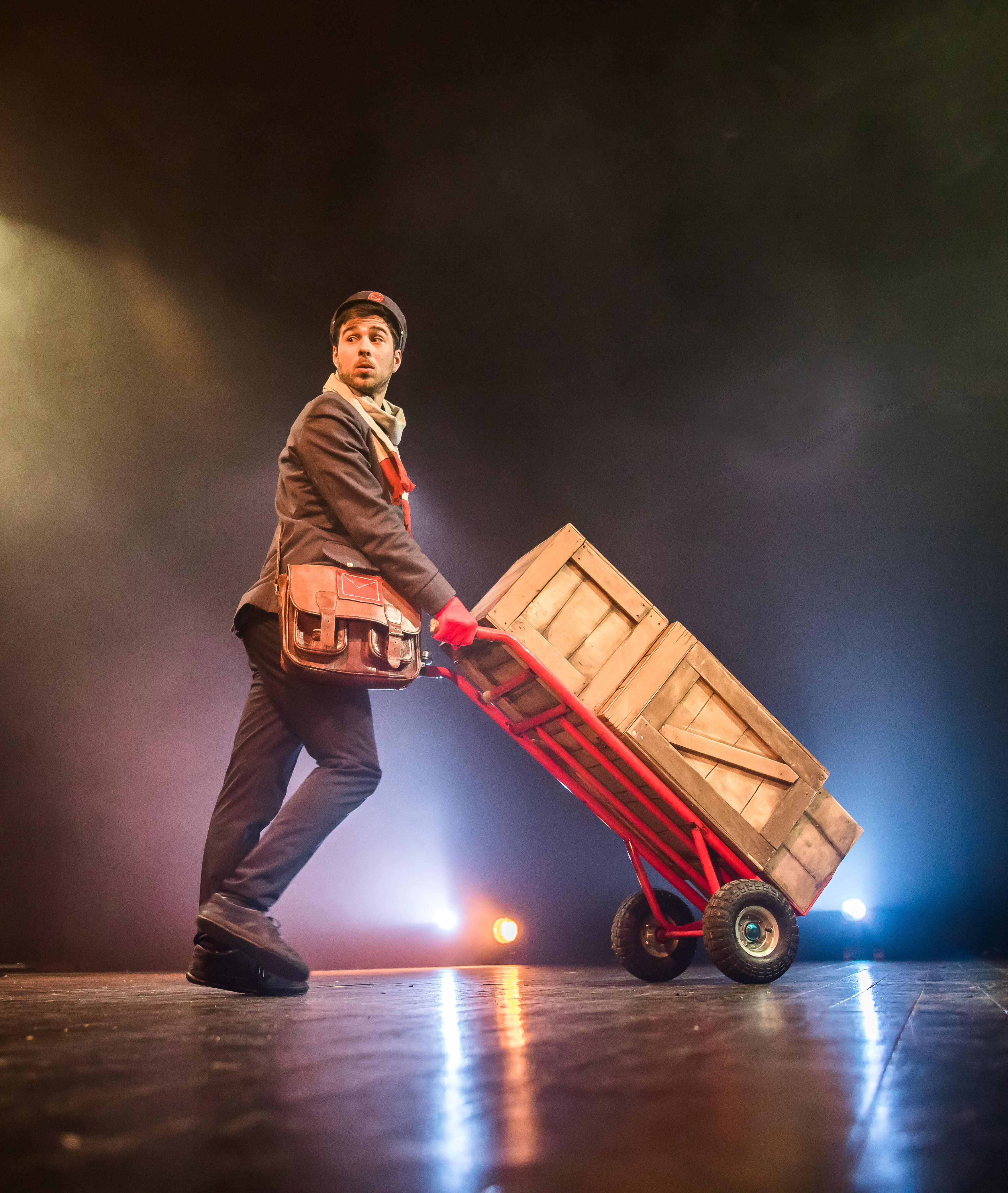 Teatre: 'Txema, The Postman'