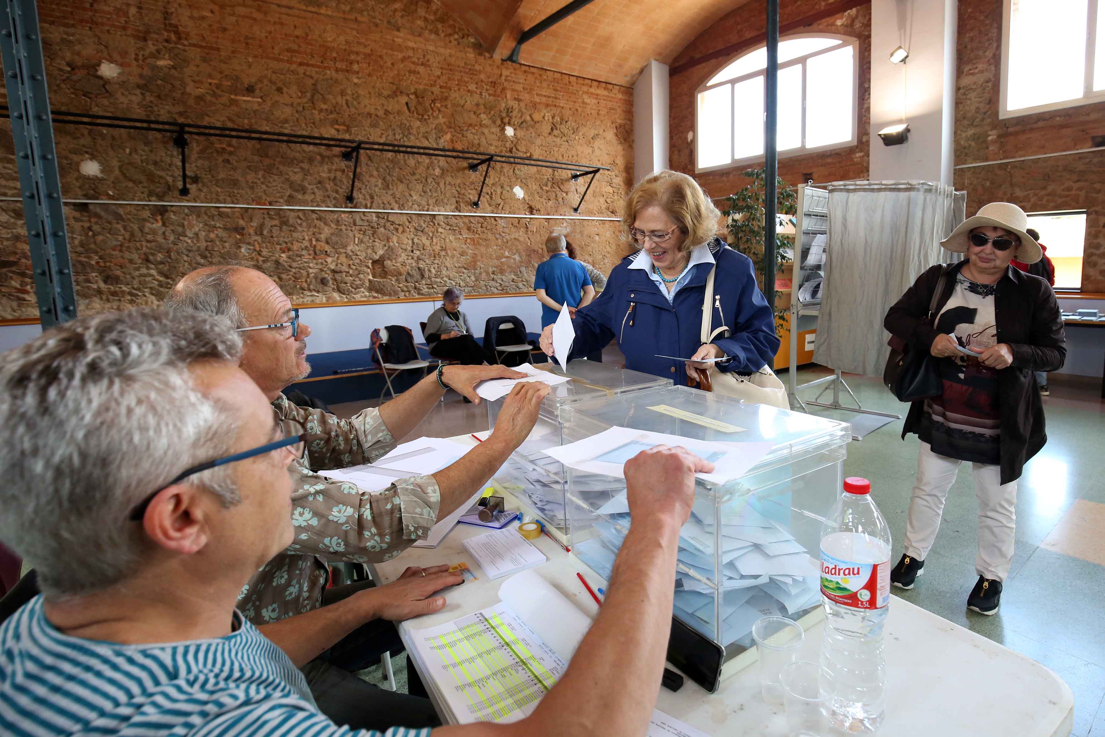 Escollits per sorteig els membres de les meses electorals