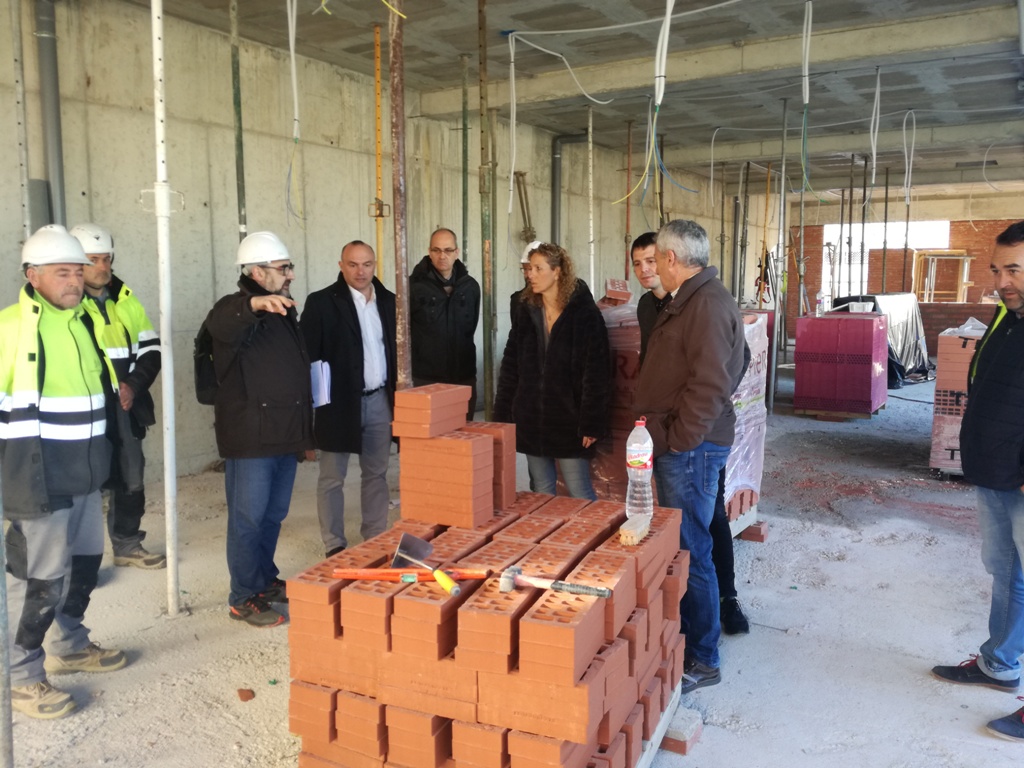 Visita d'obres al nou menjador de l'Escola Ferrer i Guàrdia.