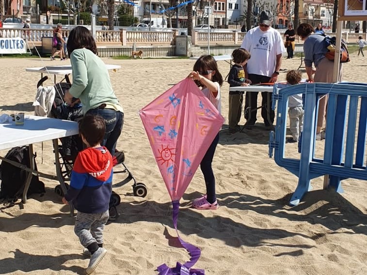 19a Volada d'Estels del Masnou, 1 de maig del 2022.