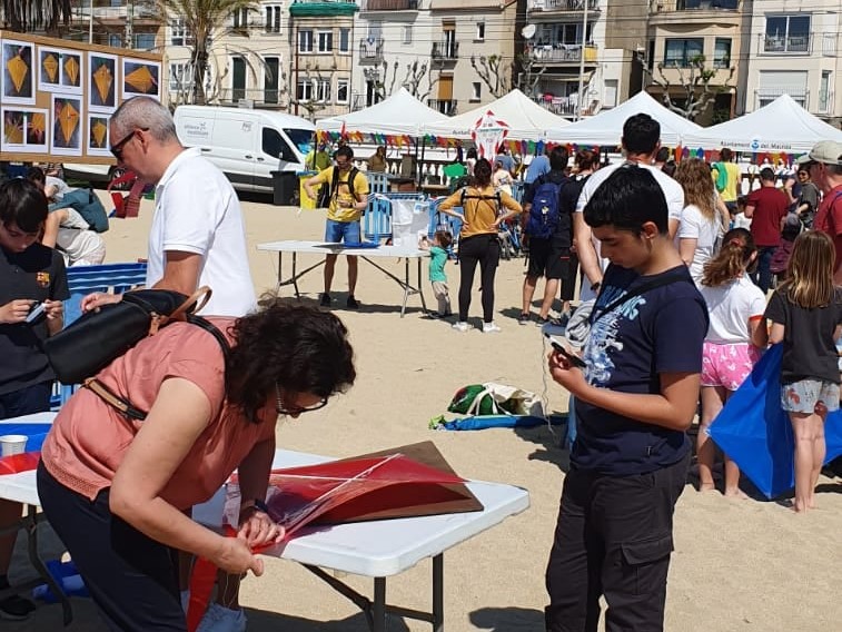 19a Volada d'Estels del Masnou, 1 de maig del 2022.