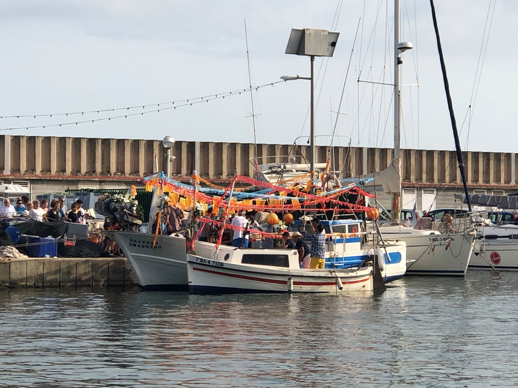 Processó marinera per la Verge del Carme.