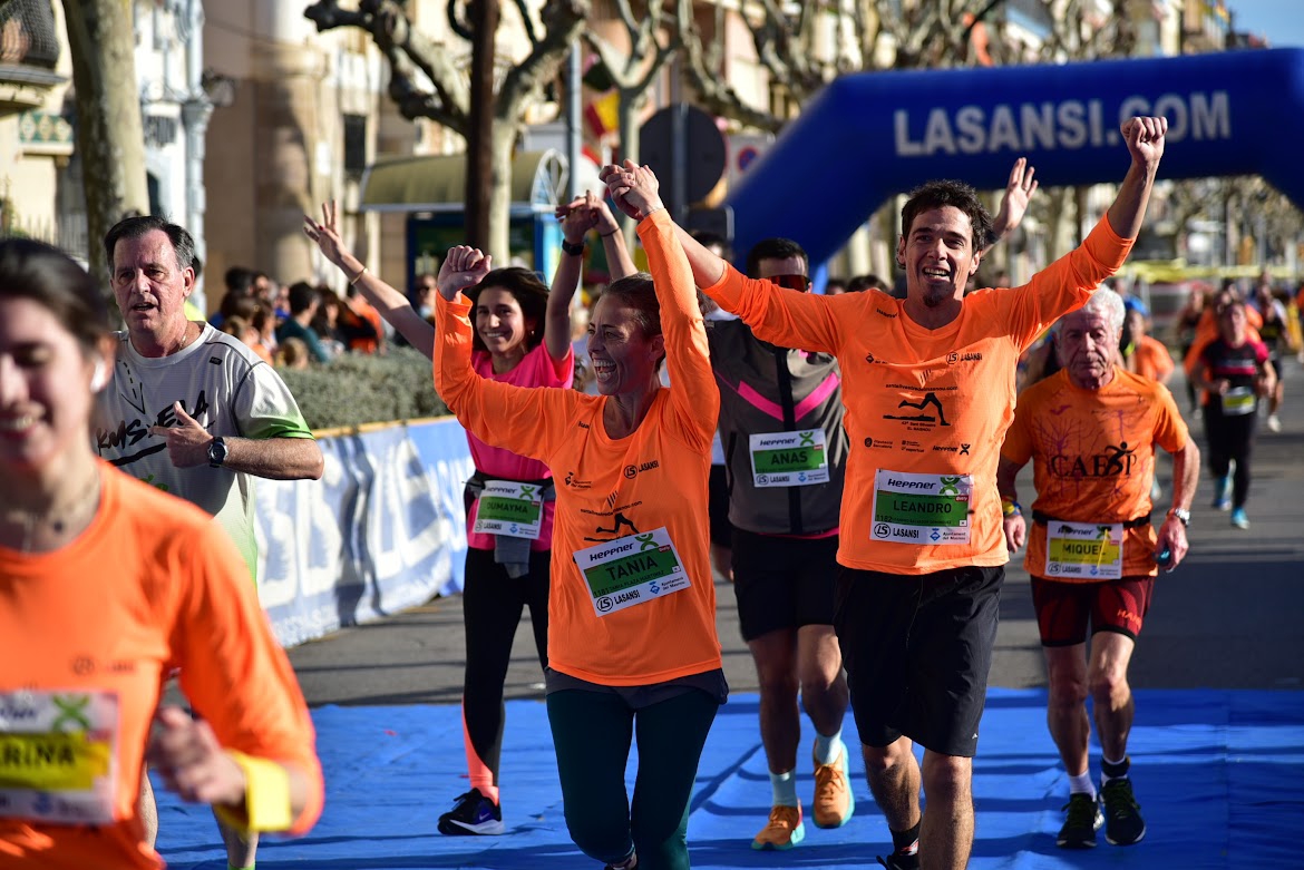 Gairebé dues mil persones corren la Sant Silvestre del Masnou