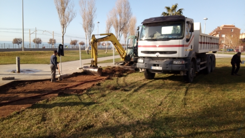 Inici dels treballs per crear el nou parc de cal·listènia.