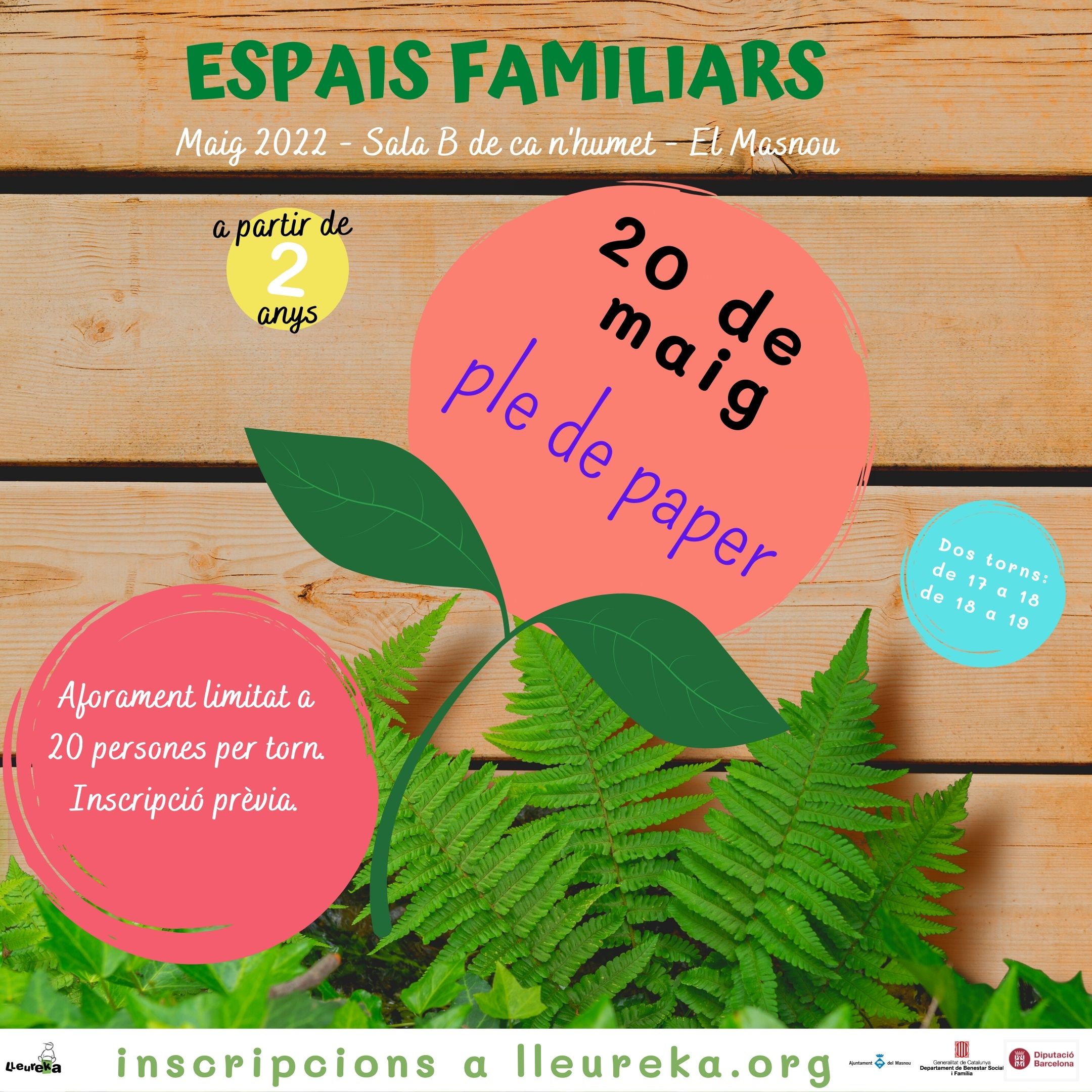 Espai familiar: Ple de paper