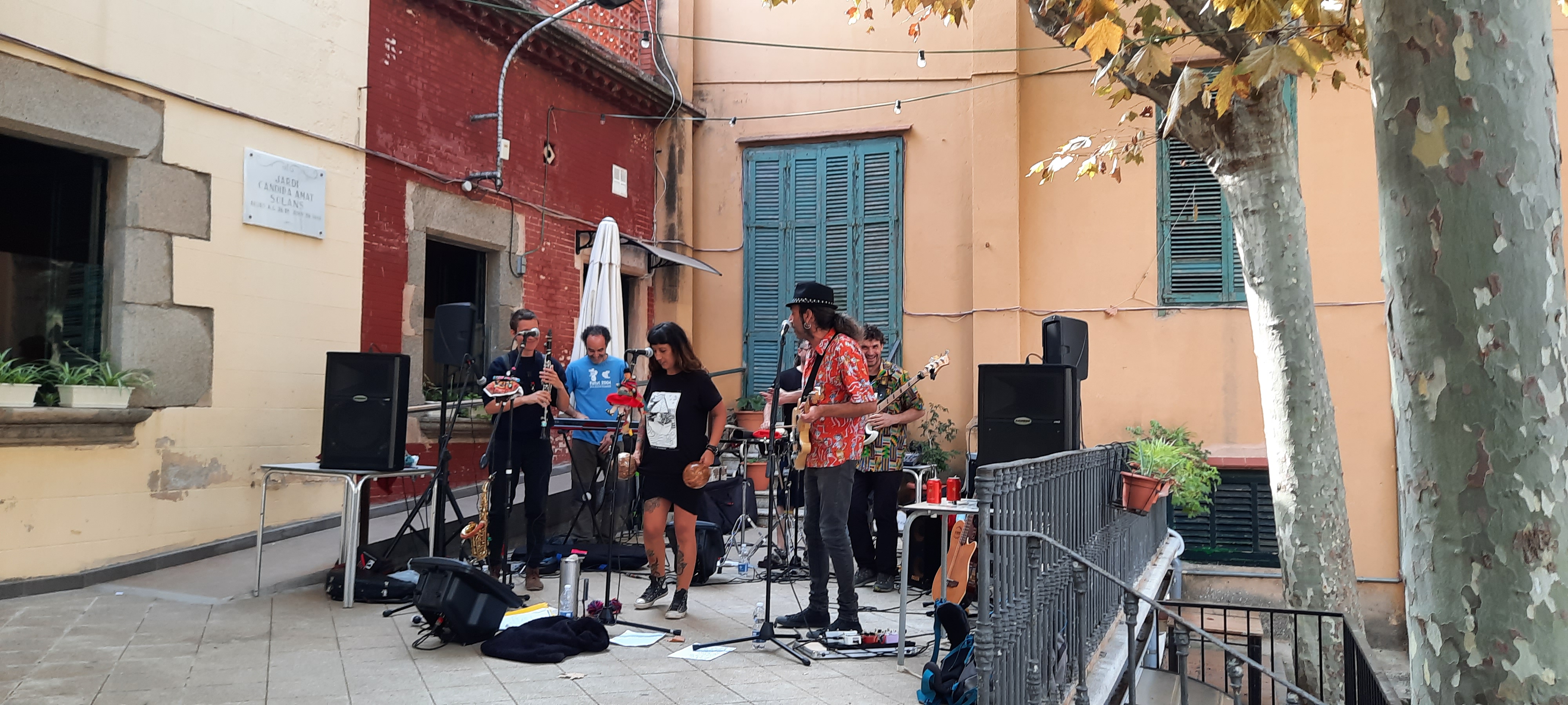 Concert solidari a càrrec de Kike Barbero i Kumbia Kaos