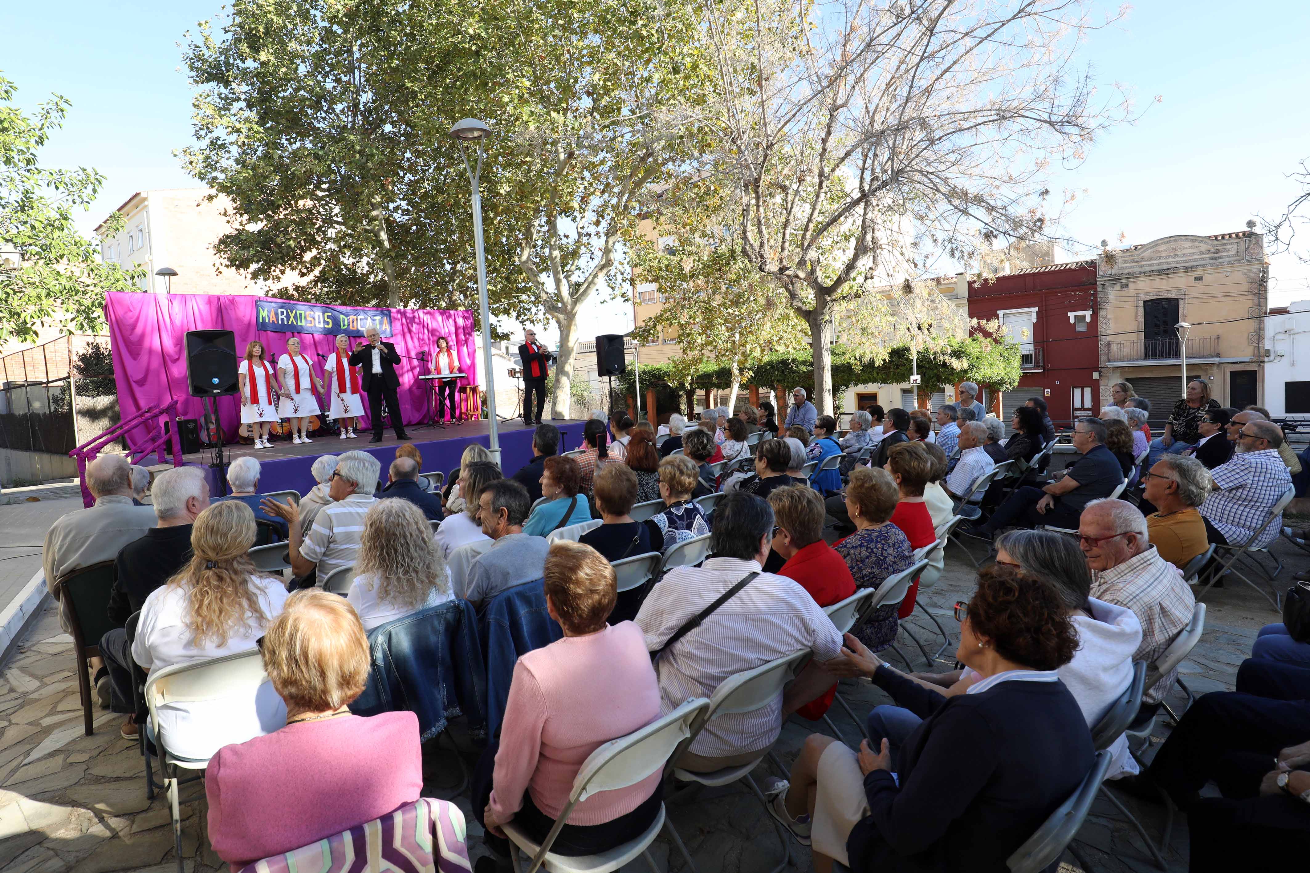 Foto de la Festa d'homenatge als socis i sòcies del Casal de la Gent Gran d'Ocata majors de 90 anys.