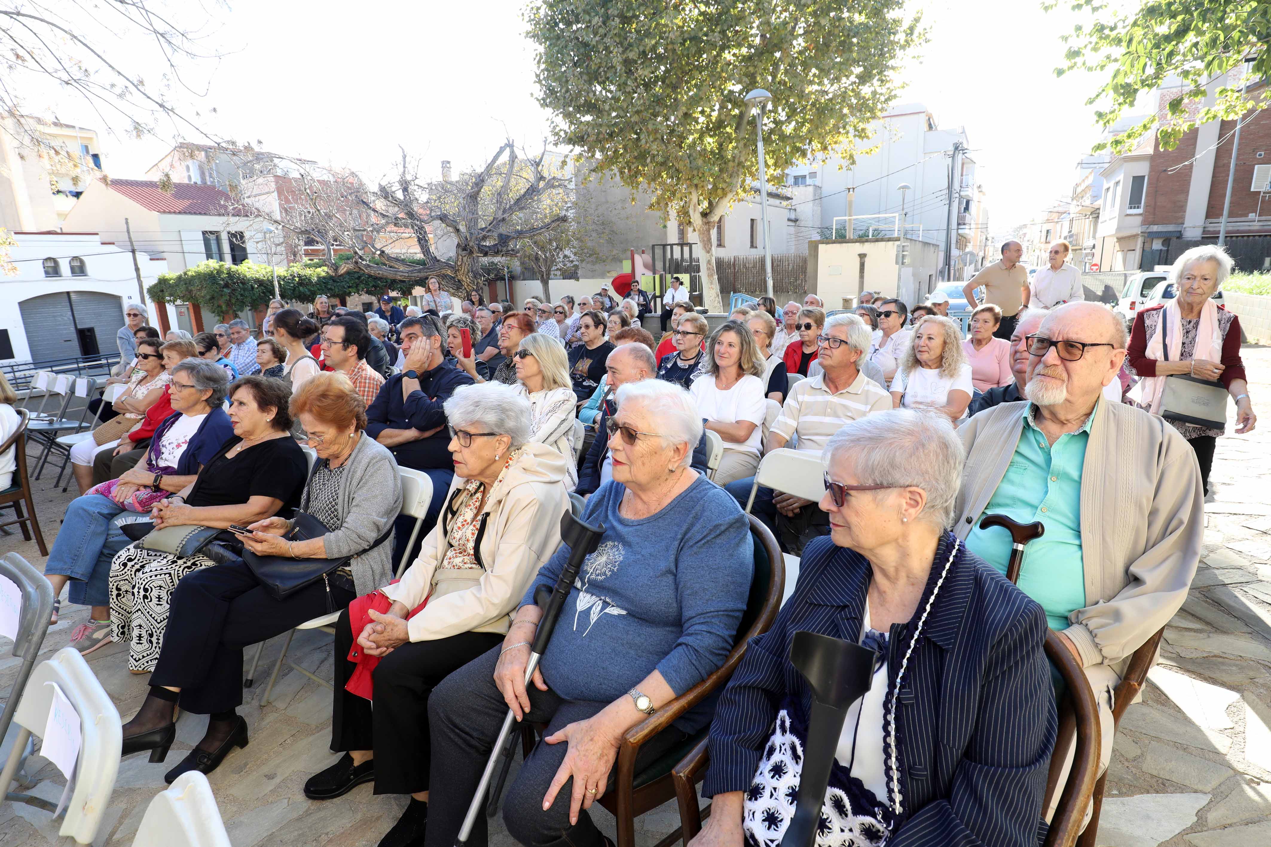 Foto de la Festa d'homenatge als socis i sòcies del Casal de la Gent Gran d'Ocata majors de 90 anys.