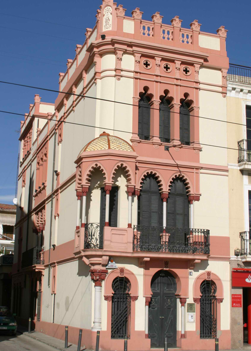 Casa de Cultura (Casa Sensat-Pagès)