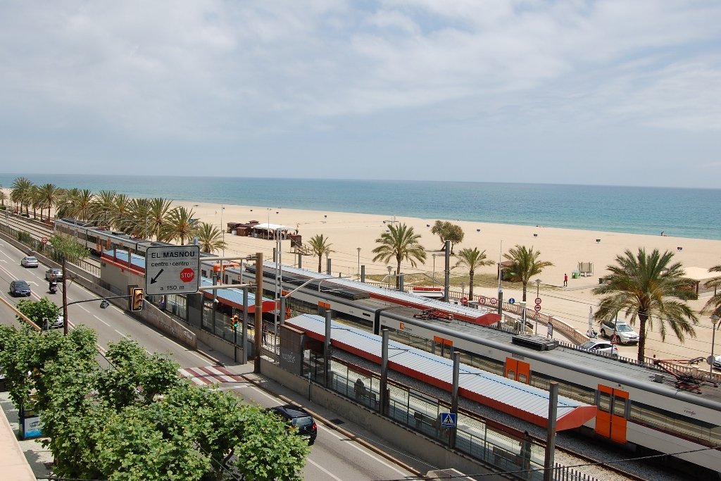 Front comú per buscar alternatives a la instal·lació de pantalles opaques a les vies del tren