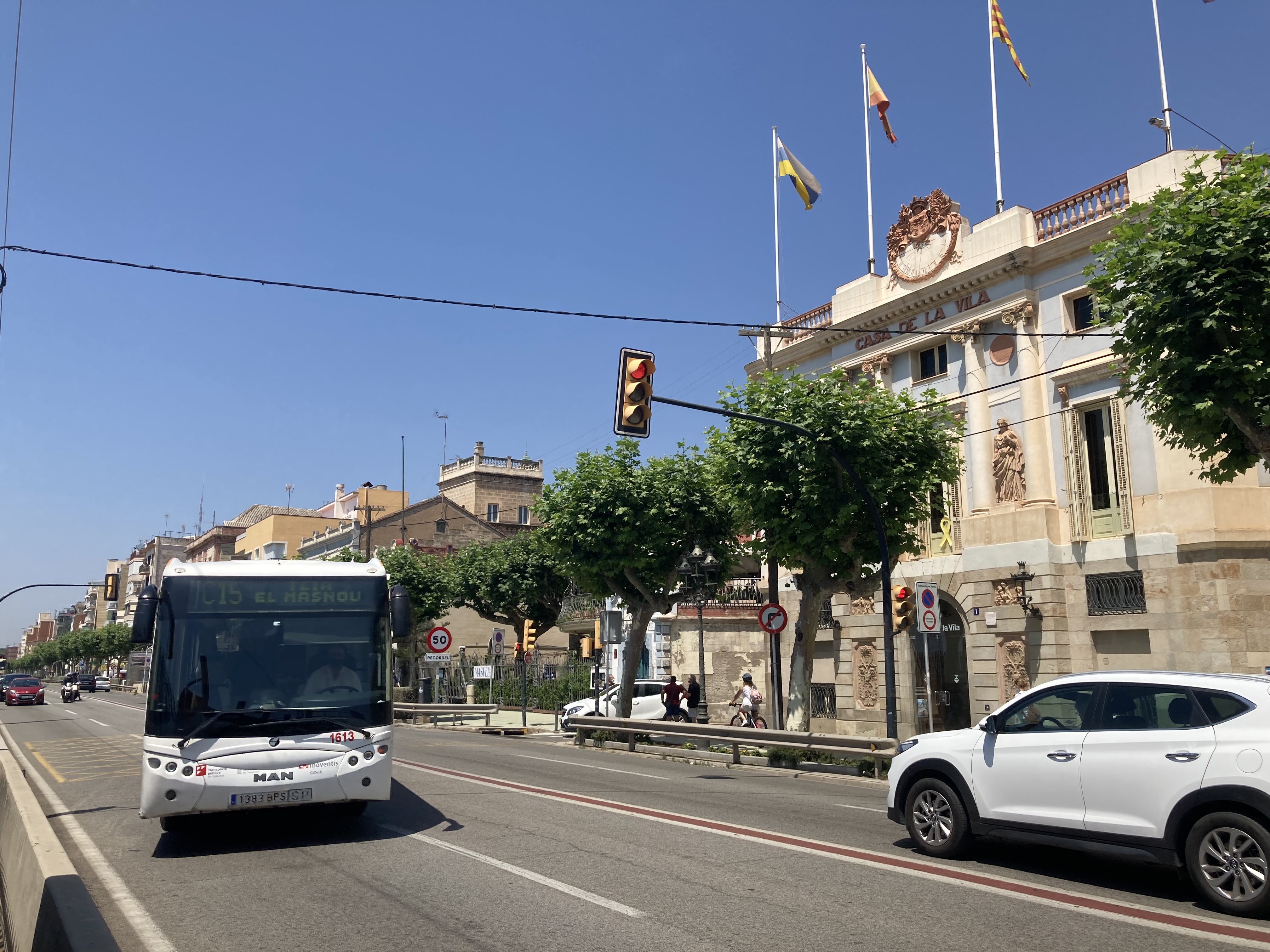L'Ajuntament demana a la Generalitat obrir una nova línia d'autobús que connecti el Masnou amb Barcelona per les vies C-32 i C-31