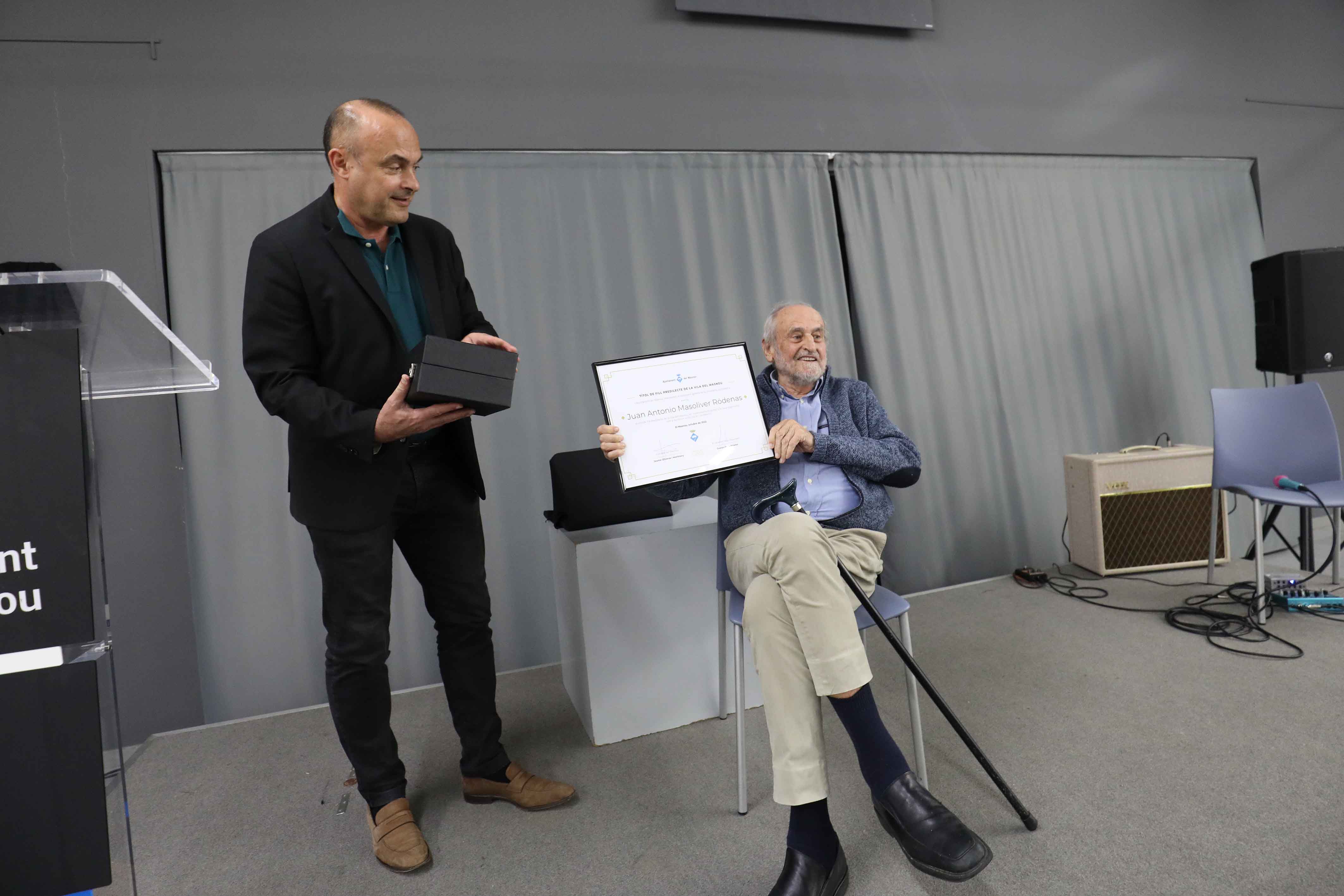 El Masnou nomena a Juan Antonio Masoliver fill predilecte