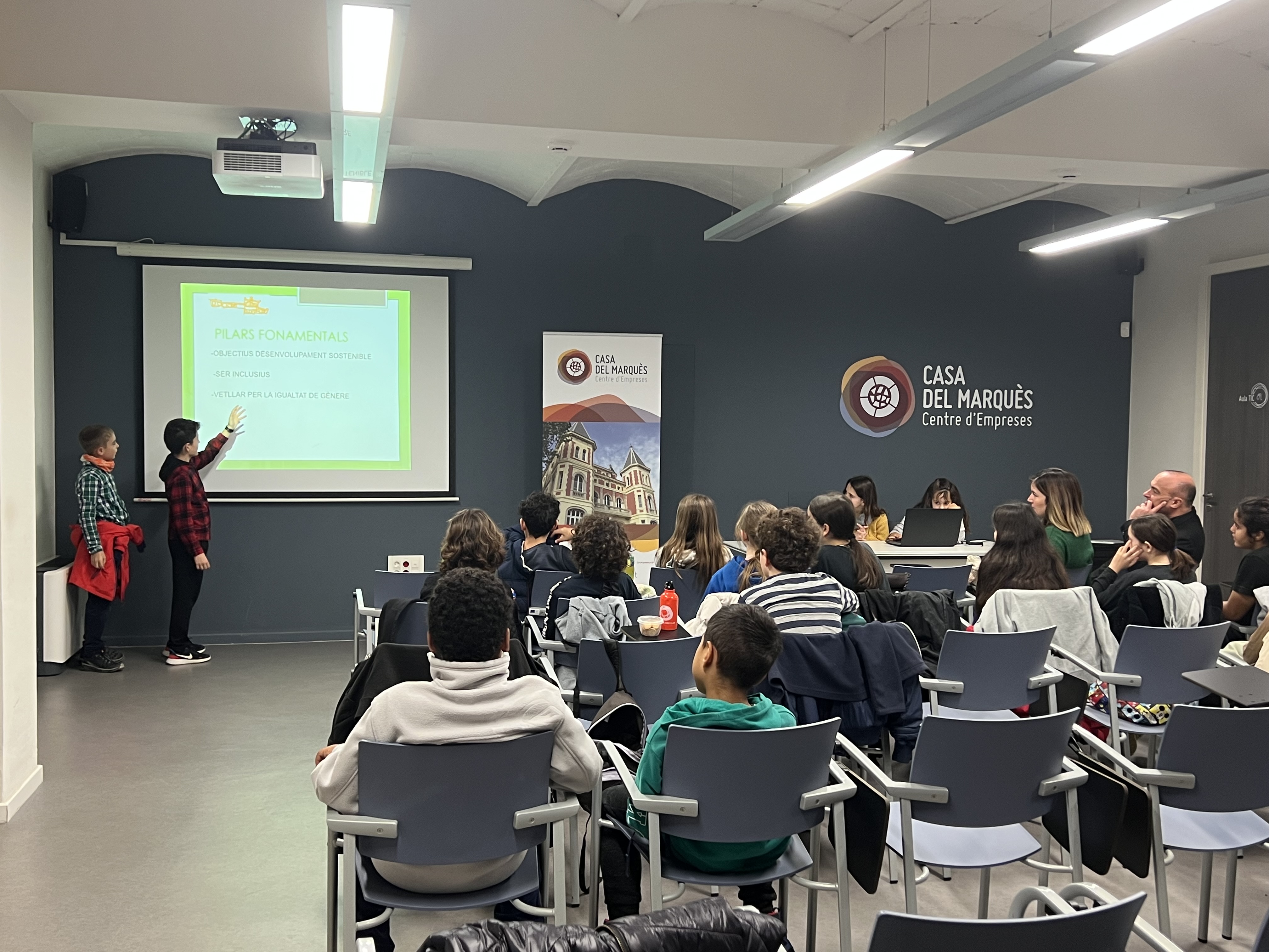 L'escola Ocata presenta la cooperativa Green Fair en el marc d'un projecte d'emprenedoria escolar