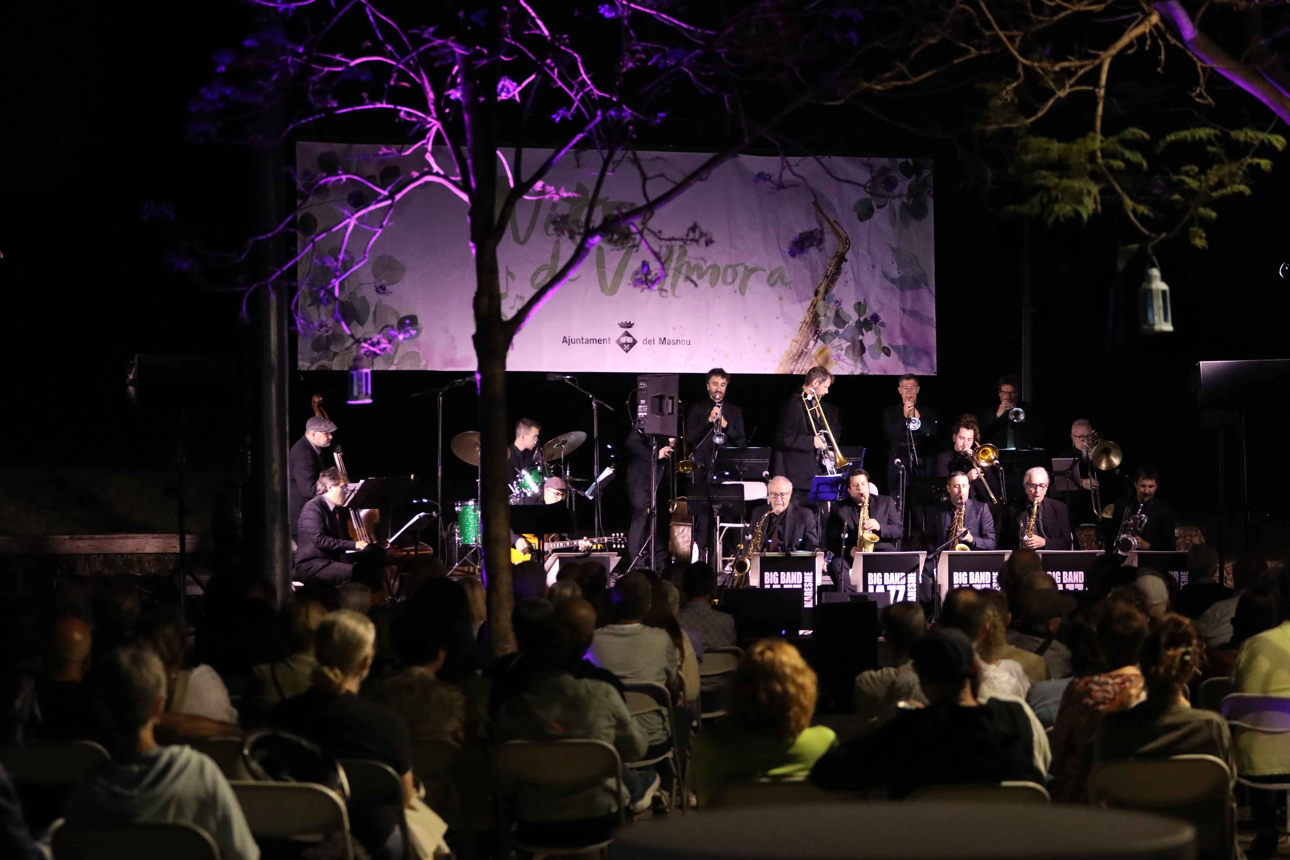 El parc de Vallmora viu una reeixida vetllada de jazz