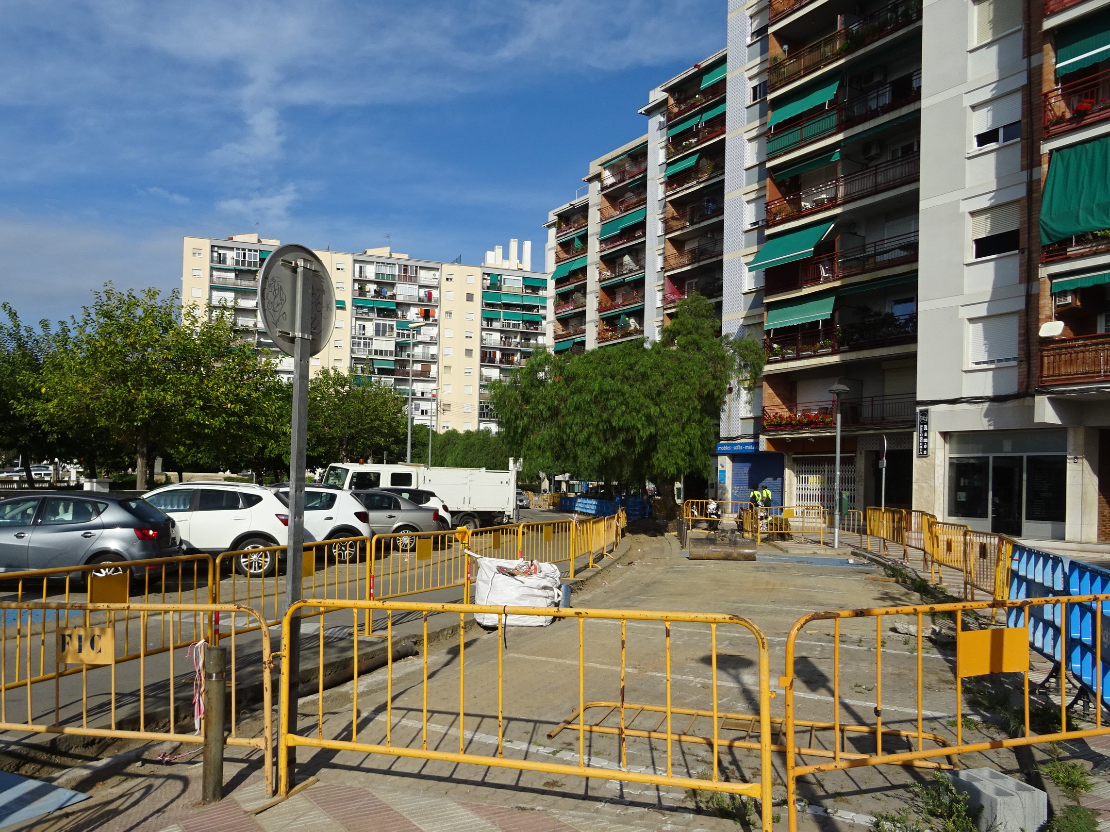 Renovació de la xarxa d'aigua potable al voltant de la plaça de Ramón y Cajal