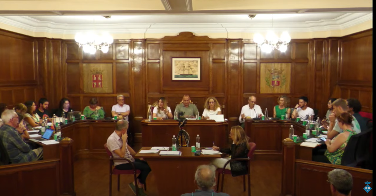 L'ampliació de la zona verda d'aparcament torna a centrar el debat del Ple