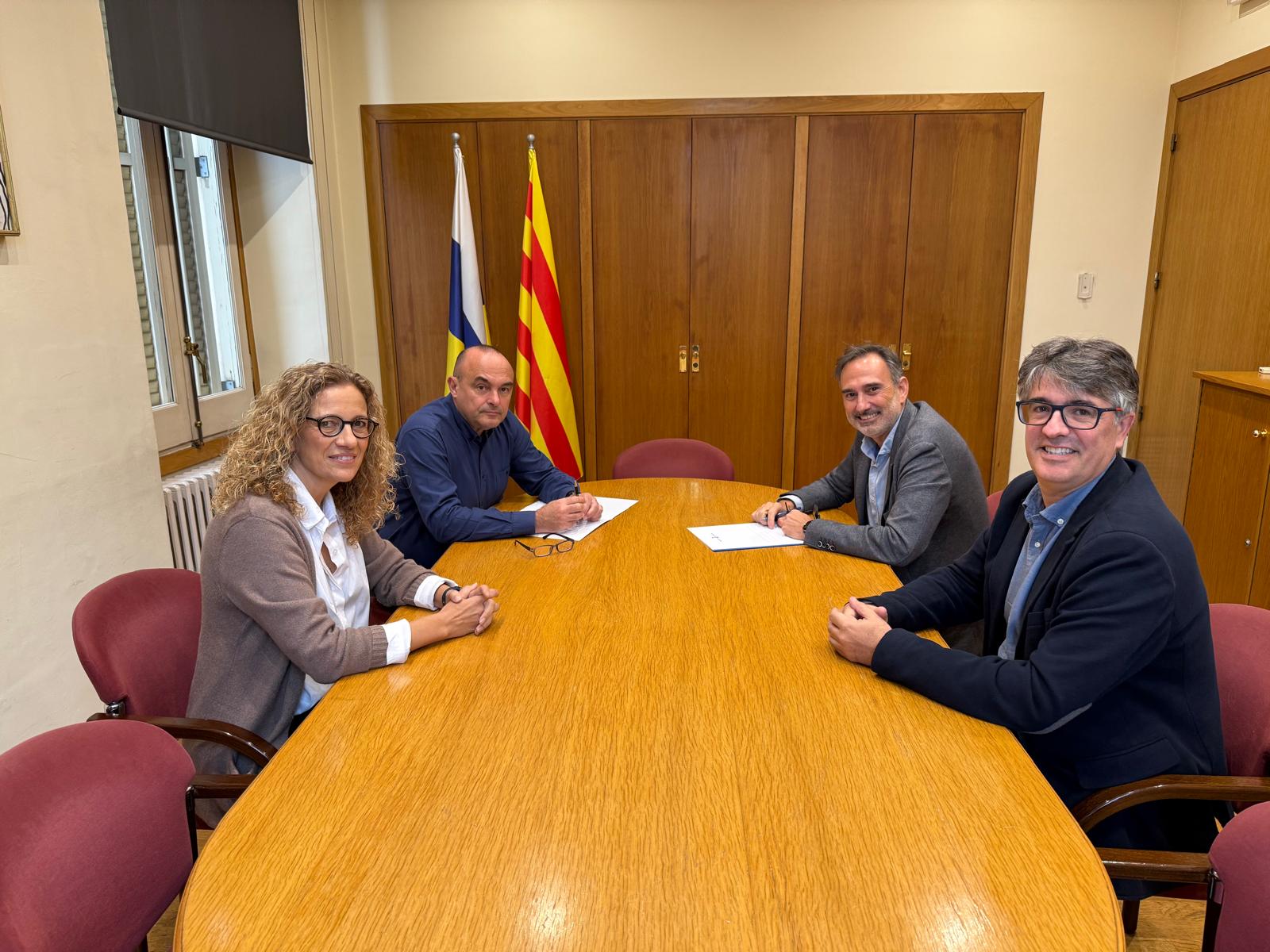 Signat el contracte per al nou servei de neteja