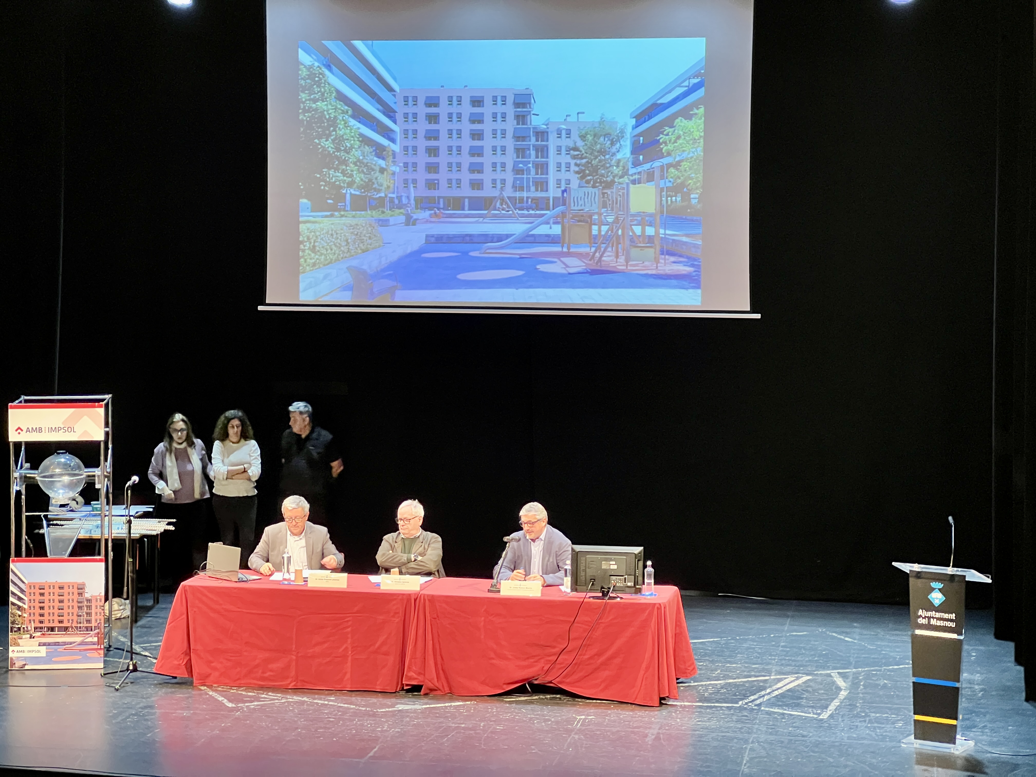 Realitzat el sorteig dels habitatges protegits de la plaça Nova del Masnou