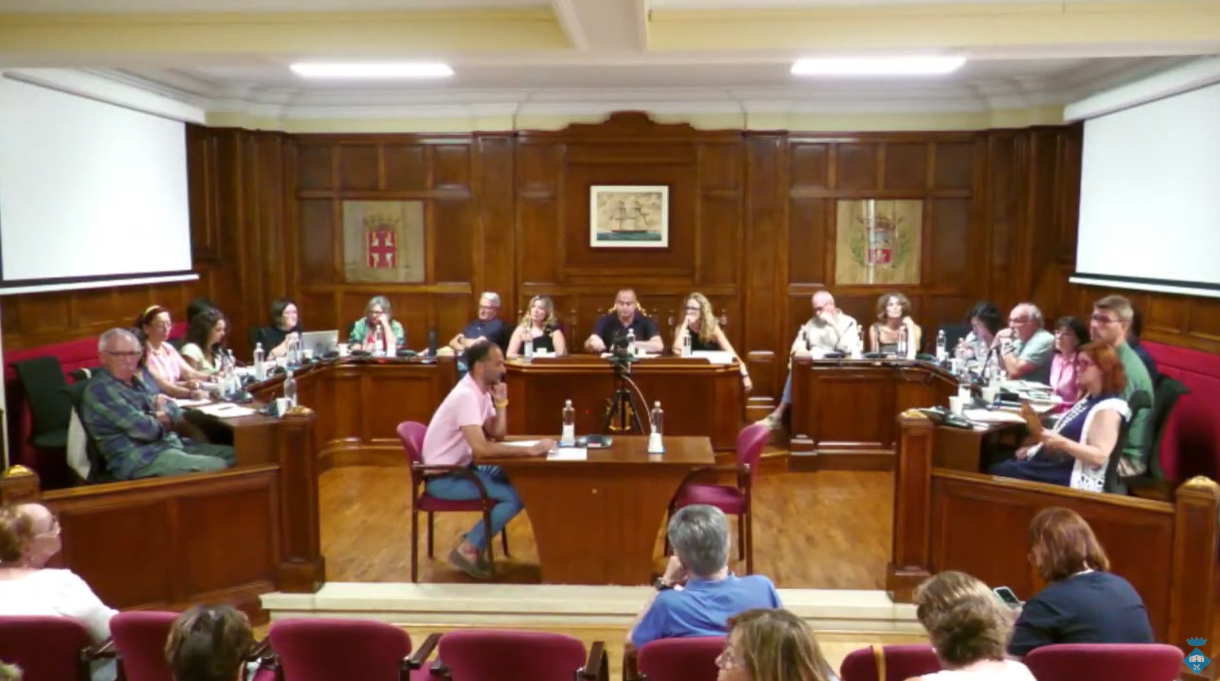 Veus veïnals prenen el protagonisme al Ple de juliol