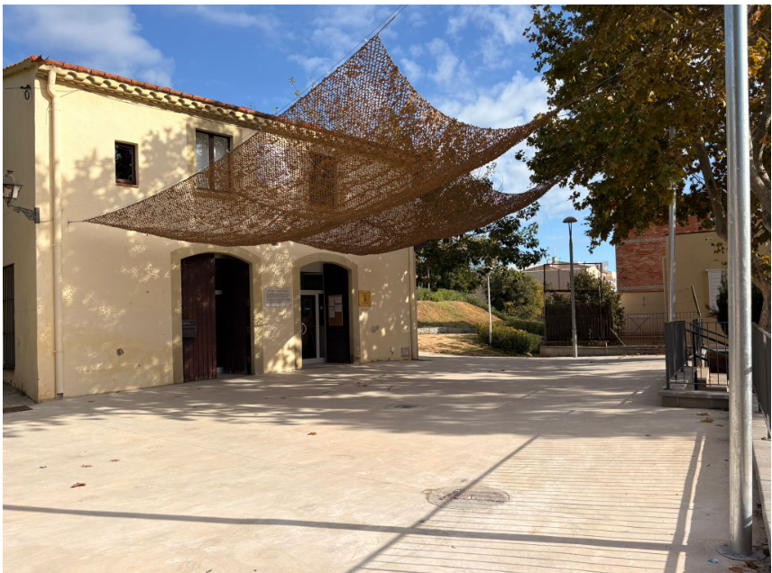 Dos nous umbracles, al Casal d'Avis d'Ocata i al Parc de Vallmora