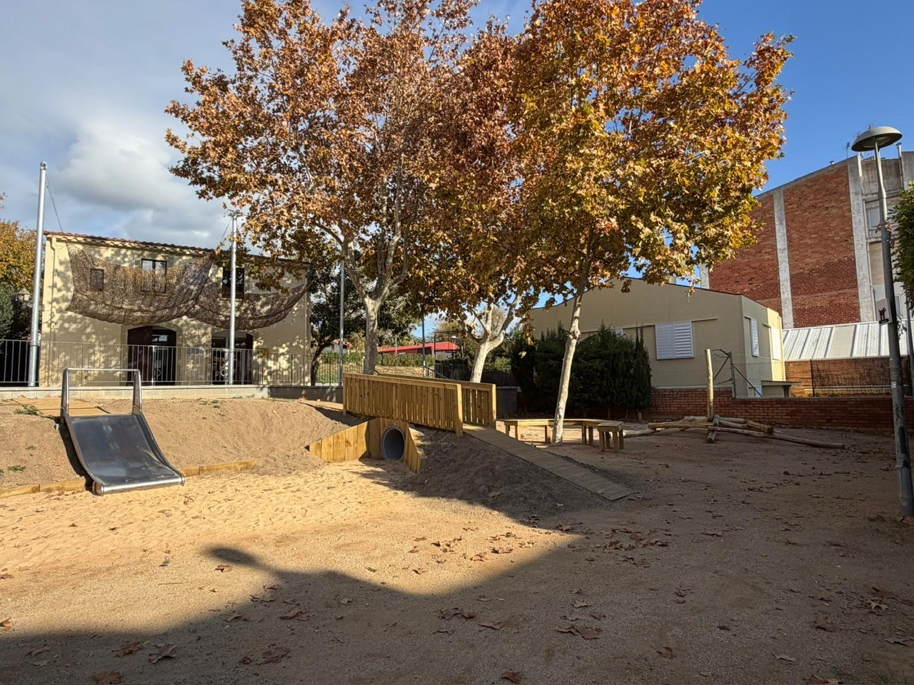 Nous jocs infantils als parcs del Mil·lenari i de la República