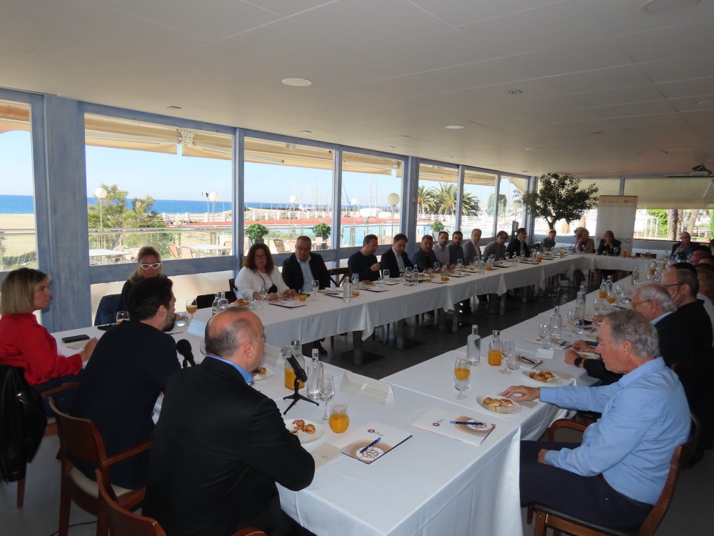 Jornada Cafè i Empresa, amb Roger Torrent.
