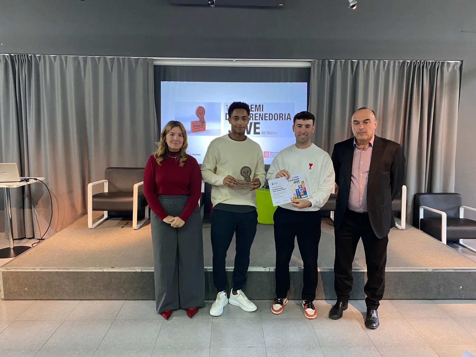 Niviru Perfumes guanya la 12a edició del Premi d'Emprenedoria Jove