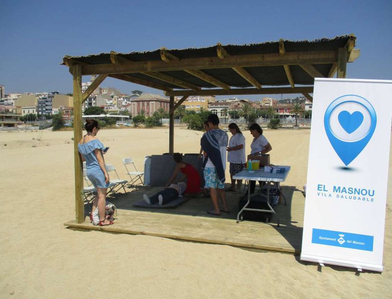 Taller de primers auxilis i consells saludables per a la platja 