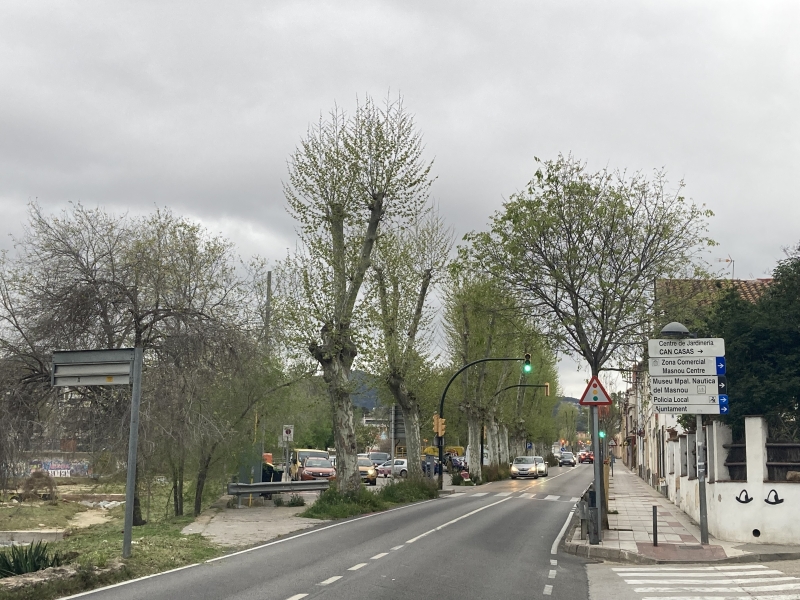 Tall de trànsit a la carretera d'Alella per obres